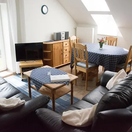 Landurlaub Regenholz Апартаменты *